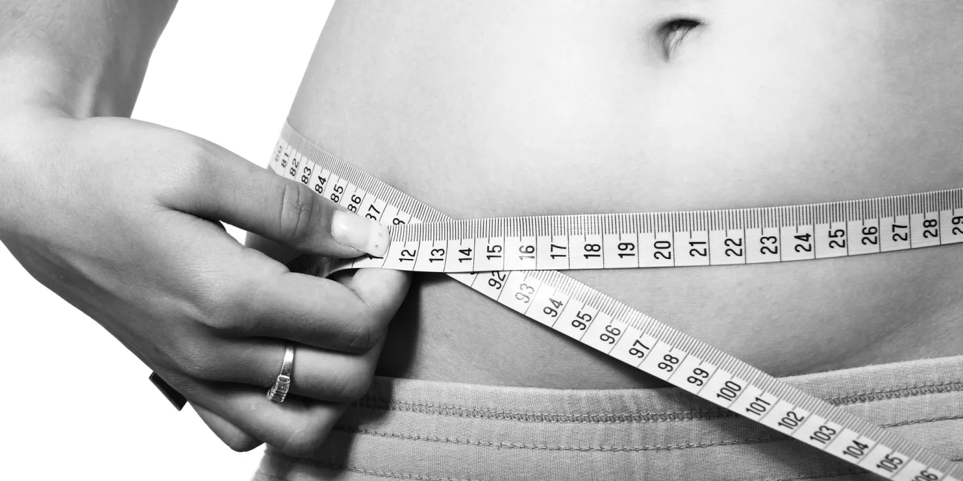 belly-tape-measure